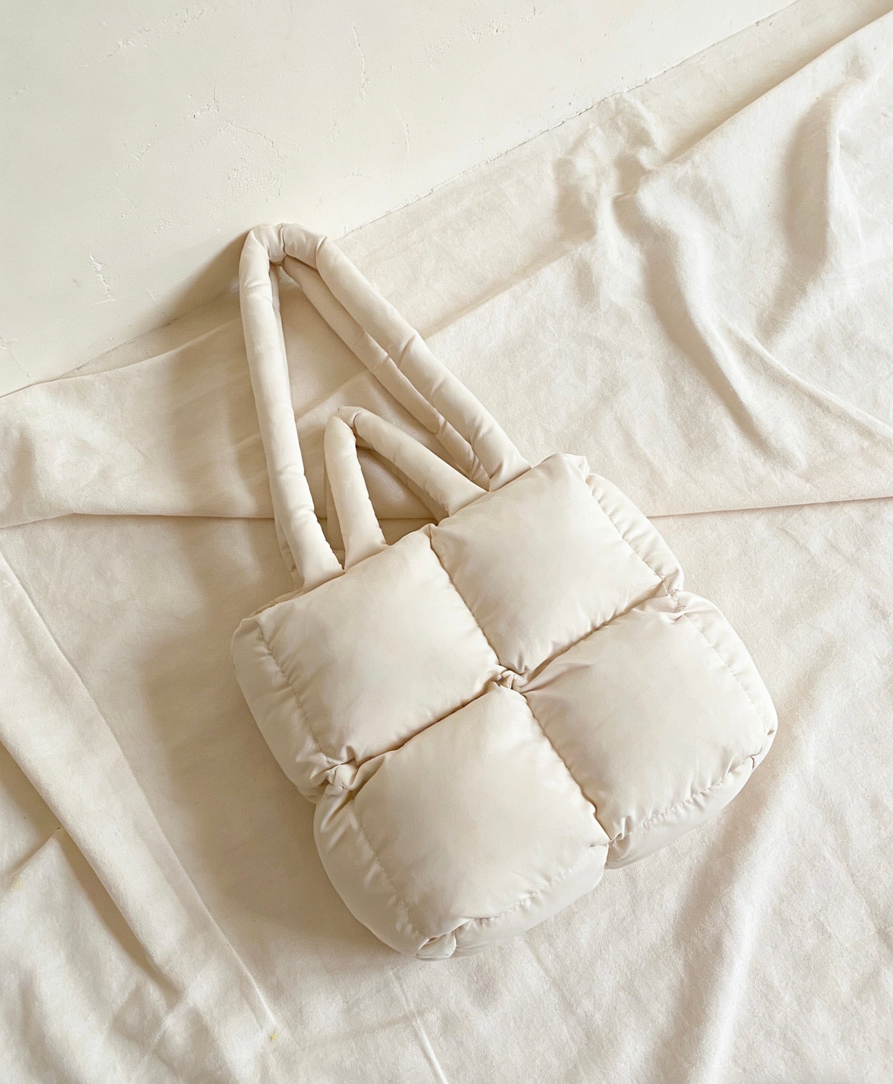 Cloud Puff Bag