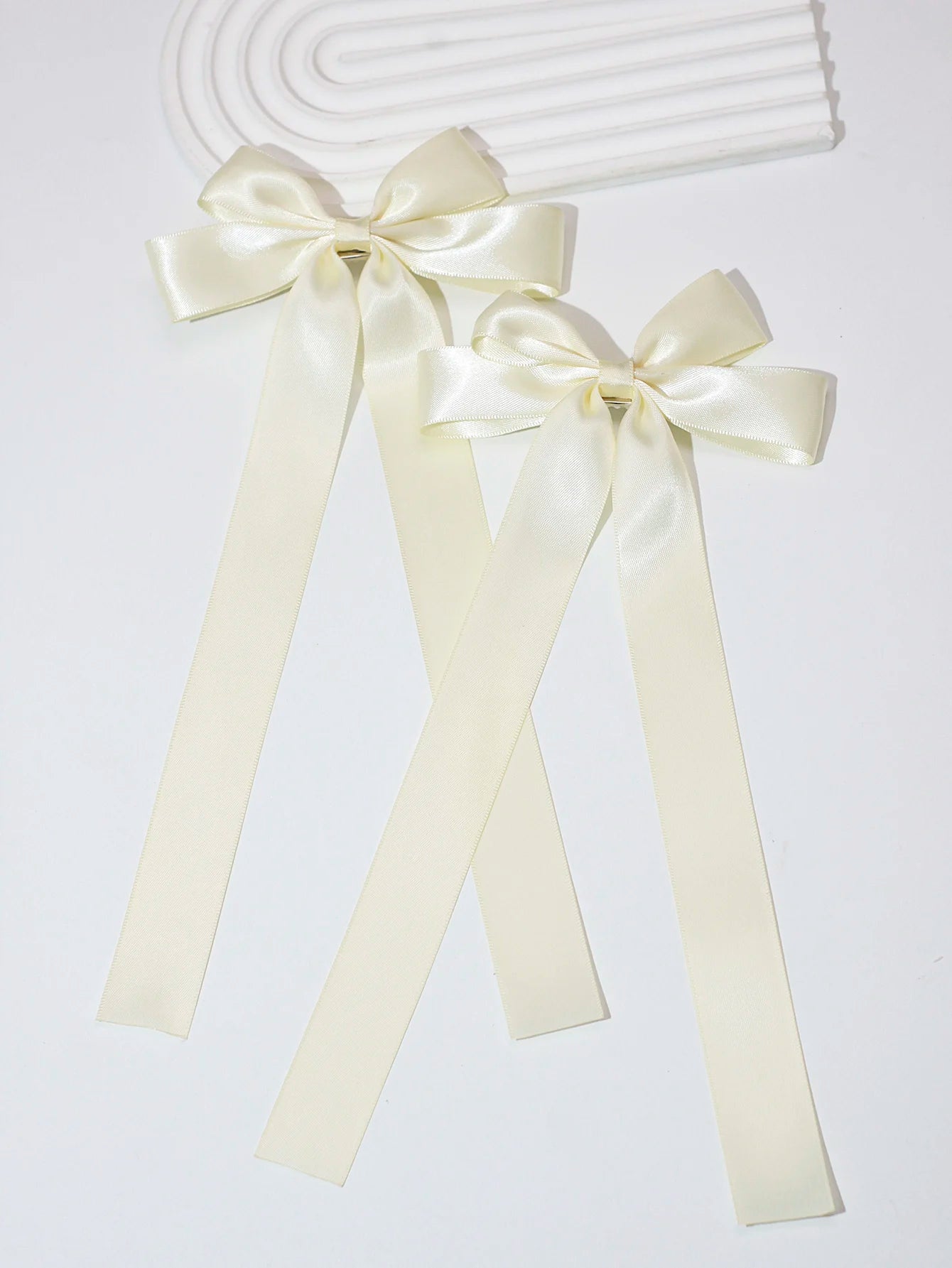 The Ribbon Co. Hair Clip (2 Pcs)